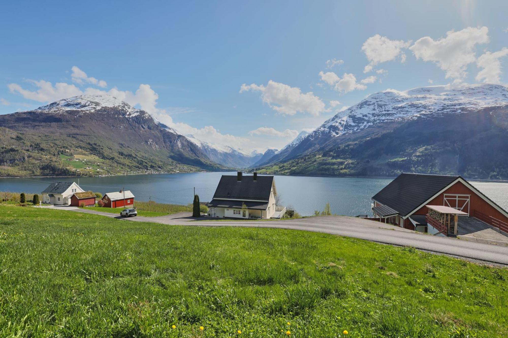 Solheim Gard Villa Stryn Exterior photo